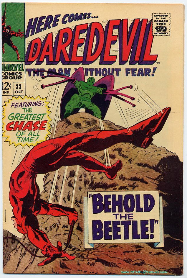 Image of Daredevil 33 provided by StreetLifeComics.com